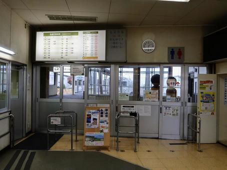 弘南鉄道弘南線 黒石駅 弘南鉄道弘南線,レトロ,昭和レトロの写真素材