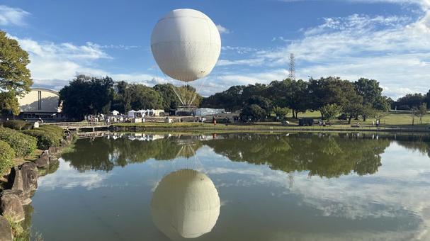 仁徳陵の観覧気球⑥ 気球,バルーン,乗り物の写真素材