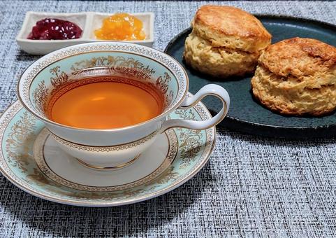 紅茶とスコーン ② 紅茶とスコーン ② 紅茶,スコーン,休憩の写真素材