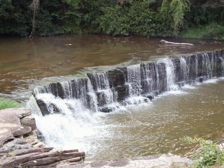 静かに流れる黒滝 静かに流れる黒滝 川,滝,マイナスイオンの写真素材