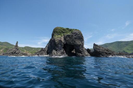 【西ノ島】観光船からみる西ノ島 西ノ島,隠岐,島前の写真素材