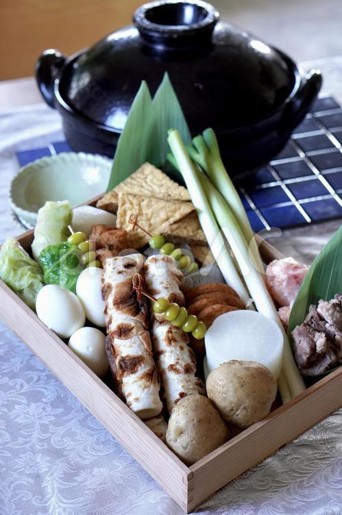 おでん おでん,鍋,ちくわの写真素材
