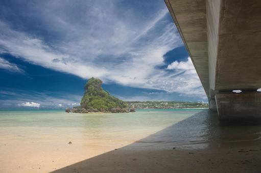 沖縄古宇利大橋付近の景色4 沖縄古宇利大橋付近の景色4 沖縄,古宇利島,古宇利大橋の写真素材