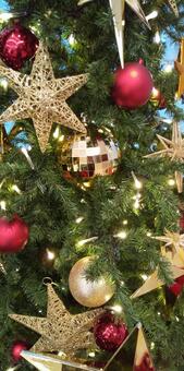 クリスマスツリー飾り　星のオーナメント クリスマスツリー,クリスマス,飾りの写真素材