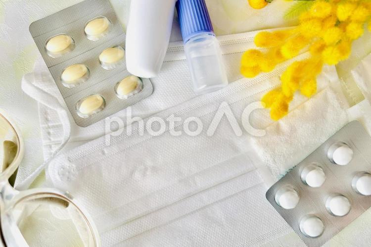 花粉症のイメージとマスクと薬 花粉症,薬,マスクの写真素材