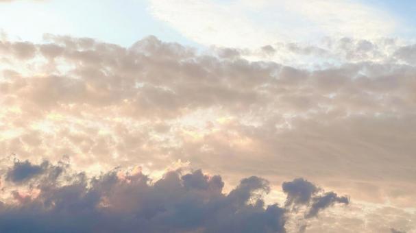 夕暮れ 空,夕焼け,夕焼け空の写真素材