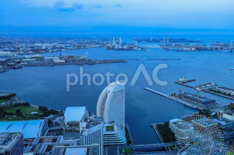 みなとみらいの風景 都市,都会,ビルの写真素材