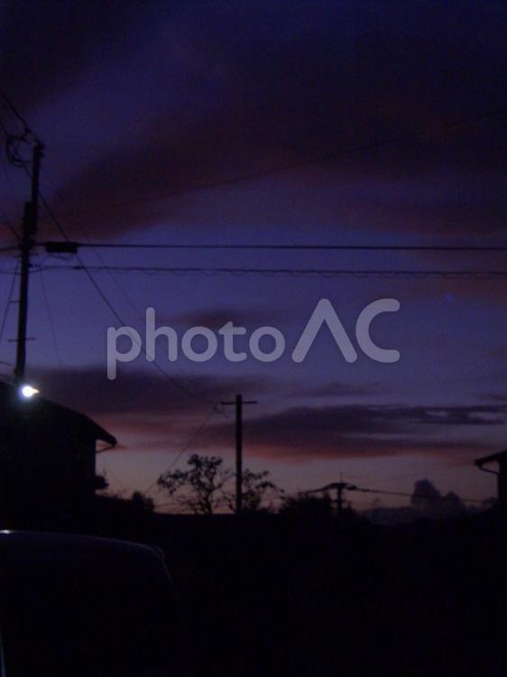 夕暮れ 夕方,空,夜の写真素材