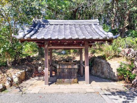 伊豆下田　寝姿山の愛染明王堂の手水舎 手水舎,愛染明王堂,下田の写真素材