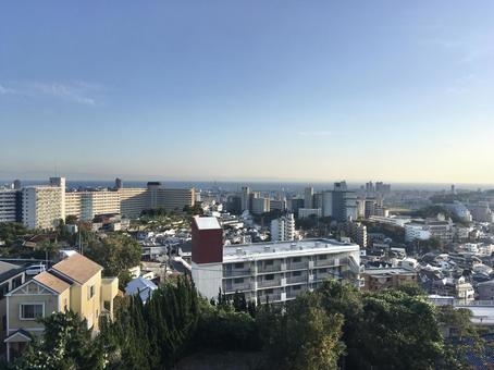 海の見える風景 海の見える風景 水平線,街並み,町並みの写真素材