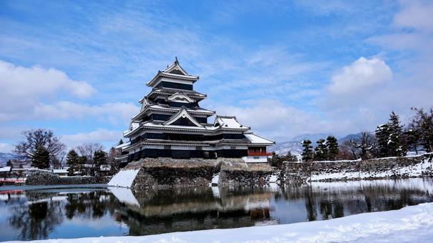 冬の松本城 松本城,長野観光,城の写真素材