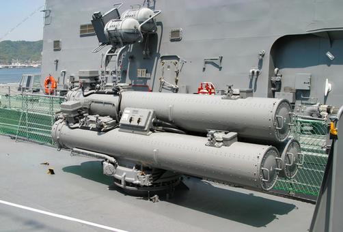 海上自衛隊護衛艦の三連装魚雷発射管 海上自衛隊護衛艦の三連装魚雷発射管 海上自衛隊,自衛隊,ミリタリーの写真素材