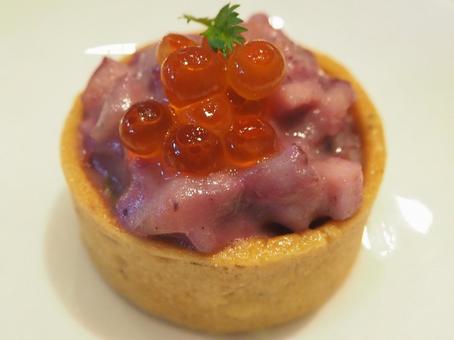 フランス料理の前菜 フランス料理の前菜 前菜,イクラ,料理の写真素材