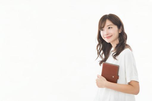 若い女性 打合せ 若い女性 打合せの写真