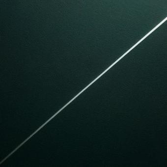 深緑樹脂と銀の線光 深緑樹脂と銀の線光の写真