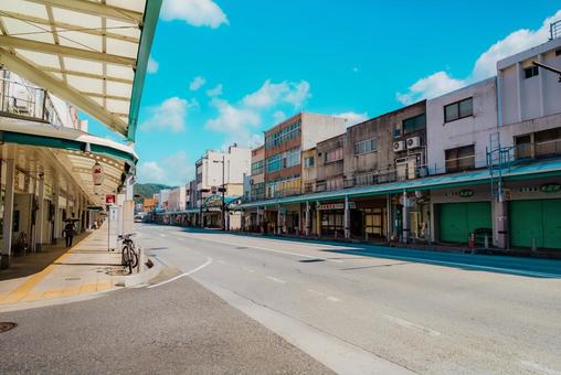 【鳥取】鳥取駅の周辺 鳥取駅,駅前,街並みの写真素材