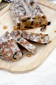 シュトーレン　クリスマス シュトーレン,シュトレン,クリスマスの写真素材