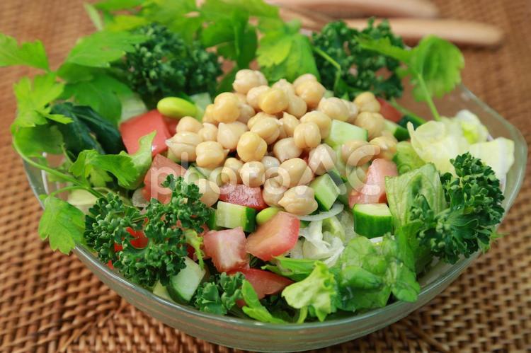 ひよこ豆のサラダ ヒヨコマメ,ひよこ豆,食物繊維の写真素材
