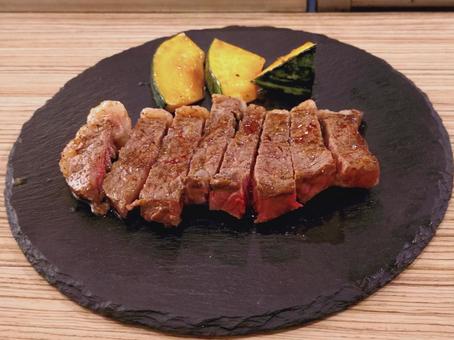 ステーキとかぼちゃ ステーキとかぼちゃ ステーキ,ビーフ,牛肉の写真素材