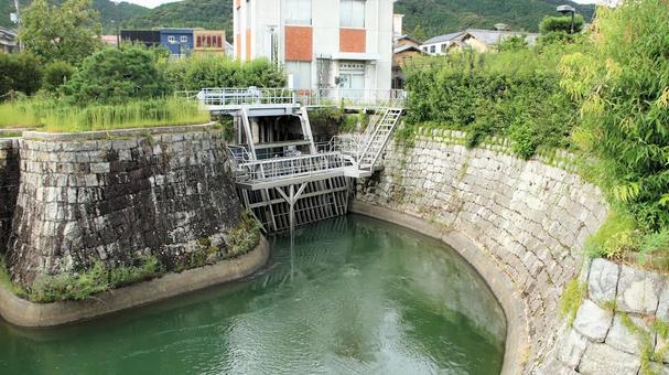 琵琶湖第1疏水 大津閘門 琵琶湖第1疏水 大津閘門 琵琶湖疏水,大津閘門,水門の写真素材
