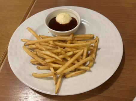 フライドポテト 居酒屋,居酒屋メニュー,揚げ物の写真素材