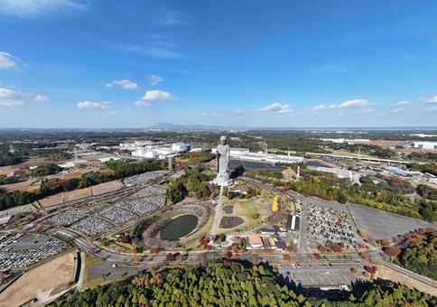 牛久阿弥陀大佛を航空広角撮影 牛久大仏,牛久市,茨城県の写真素材