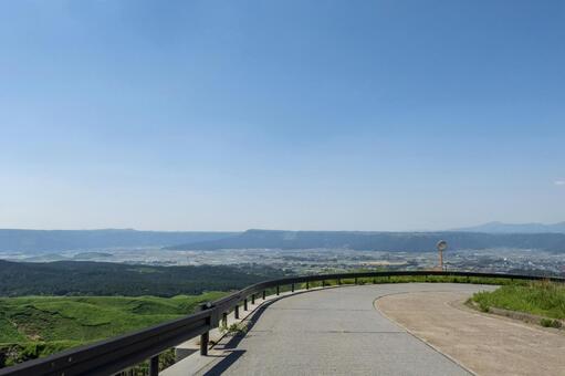 仙酔峡から小国方面2 阿蘇,山,道の写真素材