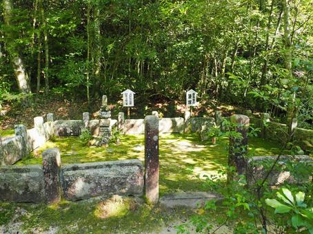 常栄寺 雪舟庭 妙喜寺殿の墓と雪舟の筆塚の写真