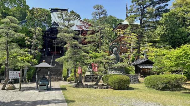 坂東33観音 11番 安楽寺 境内の風景 坂東33観音 11番 安楽寺 境内の風景 安楽寺,岩殿山,本堂の写真素材