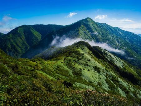 白砂山の滝雲 白砂山の滝雲の写真