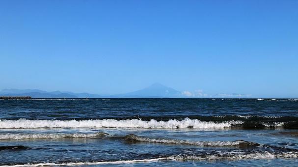 秋の海と空と富士山 秋の海と空と富士山 海,富士山,秋の写真素材
