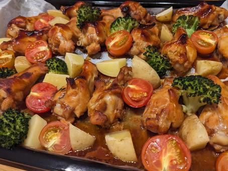 色とりどりの旬野菜料理♪ 手作り,野菜,チキンの写真素材