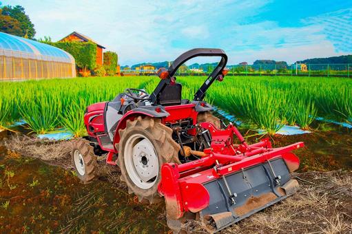 トラクター 運搬,農業機械,耕作機械の写真素材