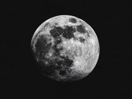 漆黒の宇宙に浮かぶリアルな月 漆黒の宇宙に浮かぶリアルな月の写真