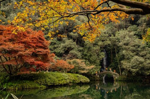 杭州・九溪 紅葉 九溪,杭州,中国の写真素材