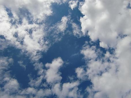 五月の雲-21の写真