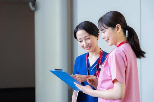 病院で働く女性の医者 病院,医者,医療の写真素材