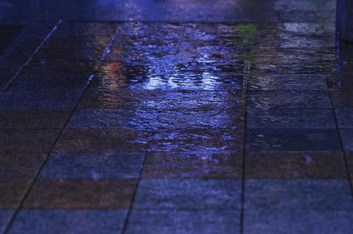 Rain-soaked night road and the fantastic reflection of neon lights, JPG Rain-soaked night road and the fantastic reflection of neon lights, JPG