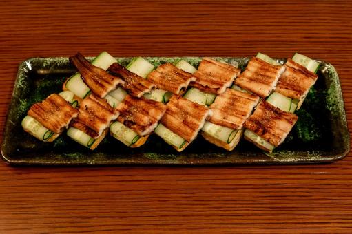 焼き穴子と胡瓜と厚焼き玉子を使った前菜3 前菜,料理,穴子の写真素材