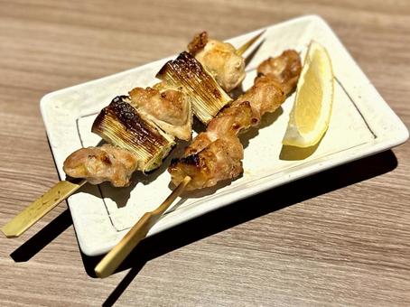 焼鳥 焼鳥,焼き鳥,鶏ももの写真素材