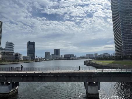 運河と空 japan,橋,秋の景色の写真素材