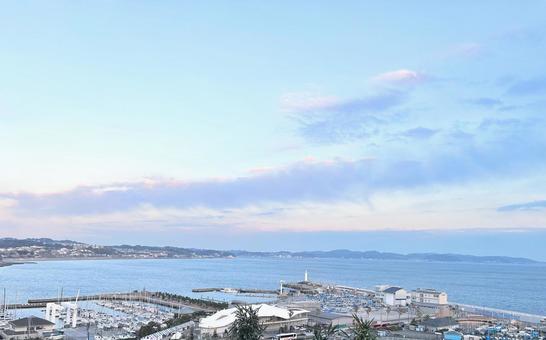 海辺の街並み 海辺の街並み 海,江の島,江ノ島の写真素材