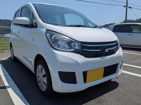 軽ワゴン(白) 軽ワゴン(白) クルマ,車,軽の写真素材
