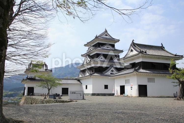 愛媛県　晴れの日の大洲城天守閣 建築物,天守,四国の写真素材