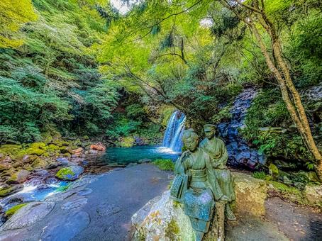 伊豆の踊り子像 河津,七滝,河津七滝の写真素材