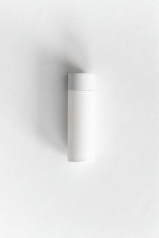 プラスチック製の化粧水のボトル プラスチック製の化粧水のボトル モックアップ,物撮り,化粧品の写真素材