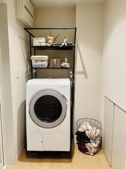 ドラム式洗濯機 洗面所 ドラム式洗濯機 洗面所 ドラム式洗濯機,洗濯機,洗面所の写真素材