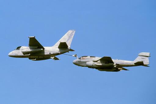 空中給油　 空中給油,eaー6b,sー3の写真素材