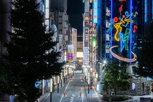 東京都 新宿駅西口の夜景 東京都 新宿駅西口の夜景の写真