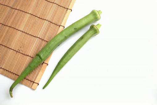 収穫した大きなオクラ 収穫した大きなオクラ オクラ,野菜,夏の写真素材